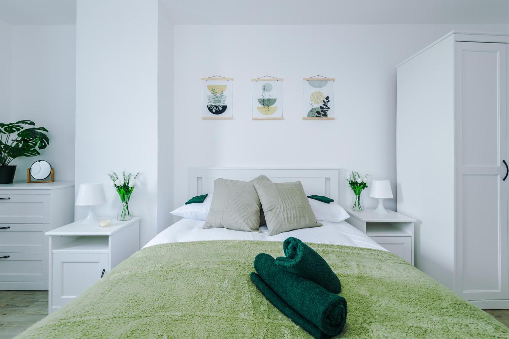 Apartment Stylish Apartment, Sleeps 6, Pool Table, Smart Tvs, Parking Available Manchester